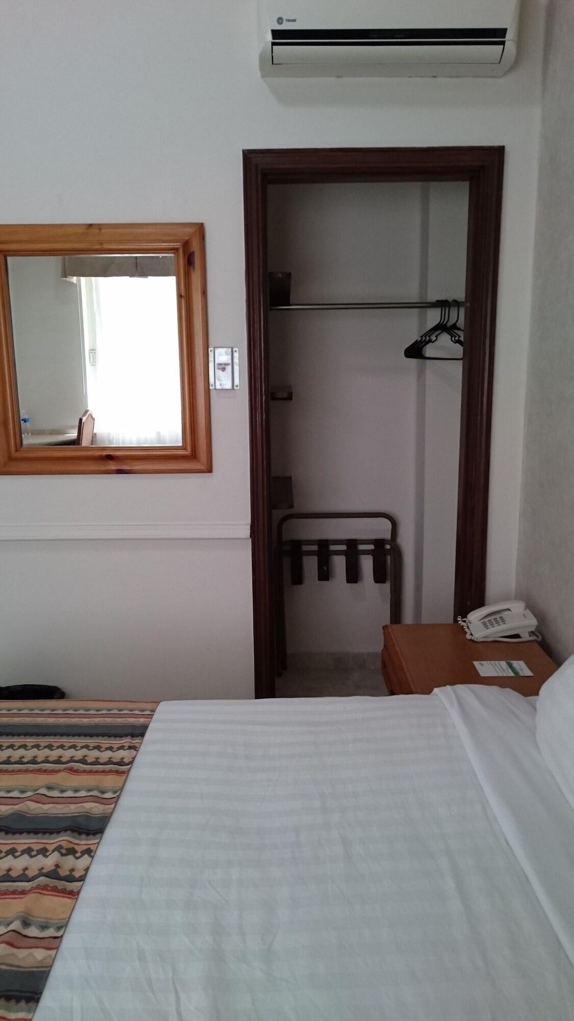 Savoy Express Hotell Torreón Exteriör bild