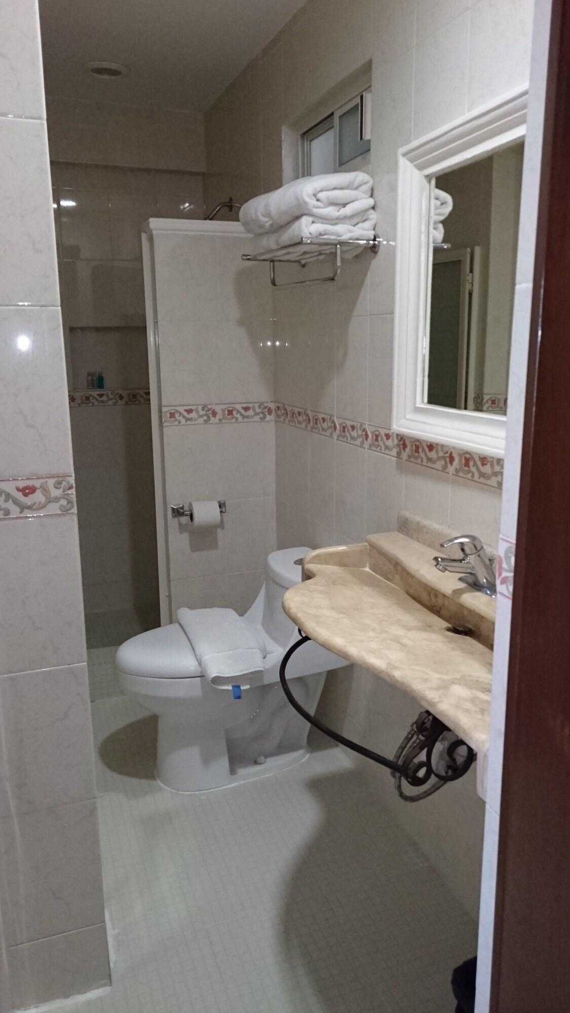 Savoy Express Hotell Torreón Exteriör bild