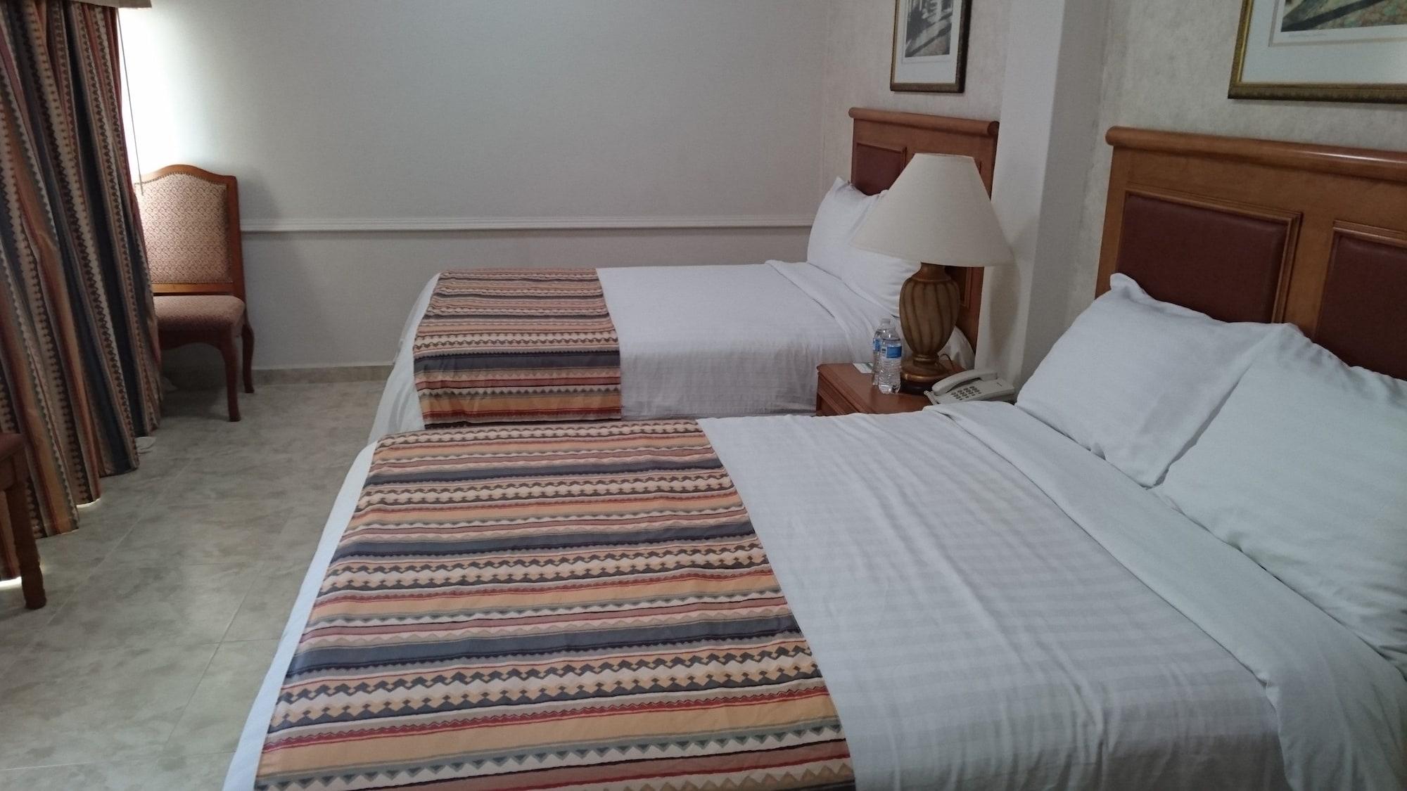 Savoy Express Hotell Torreón Exteriör bild