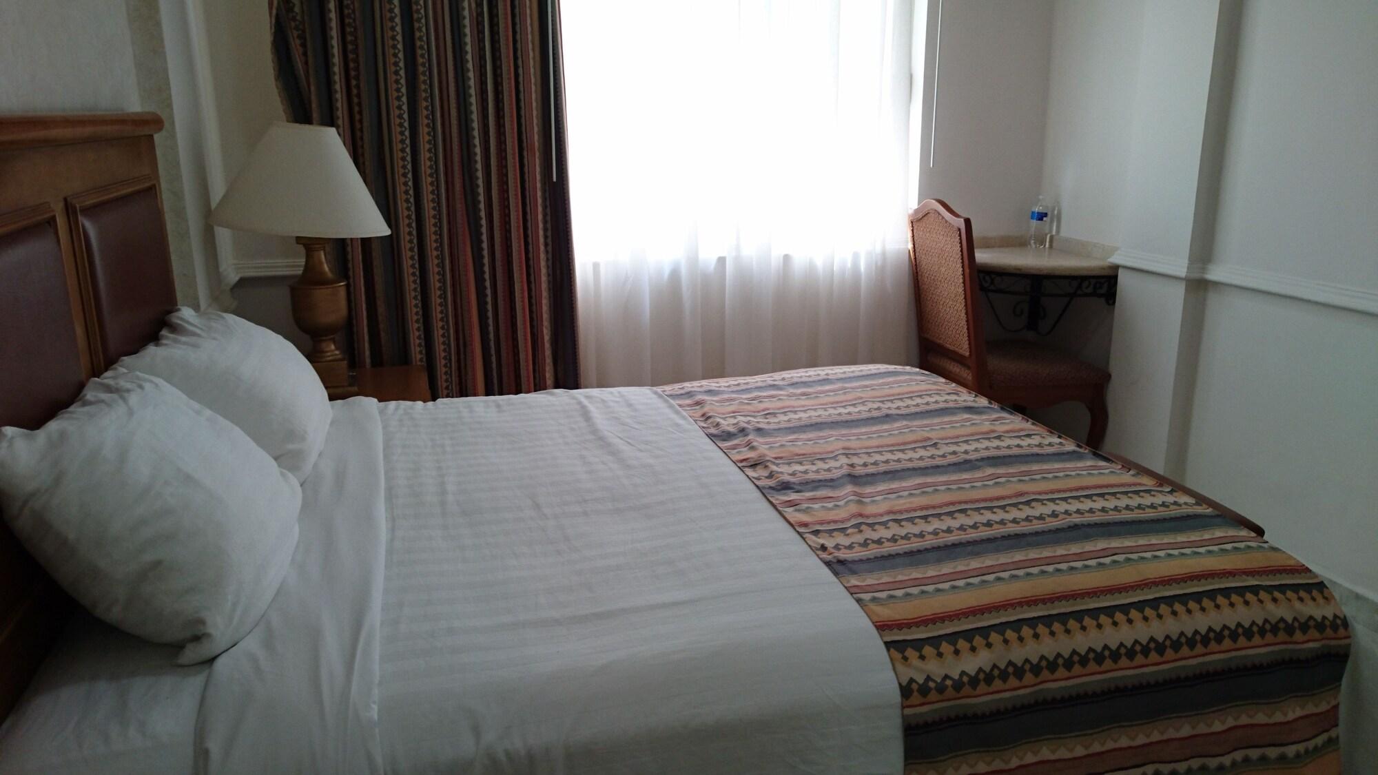 Savoy Express Hotell Torreón Exteriör bild