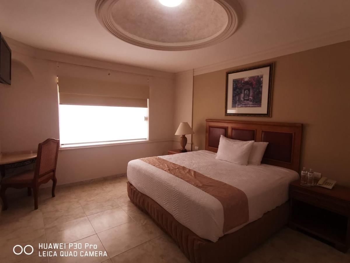 Savoy Express Hotell Torreón Exteriör bild