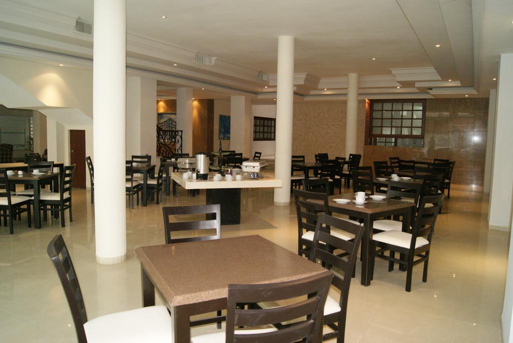 Savoy Express Hotell Torreón Exteriör bild