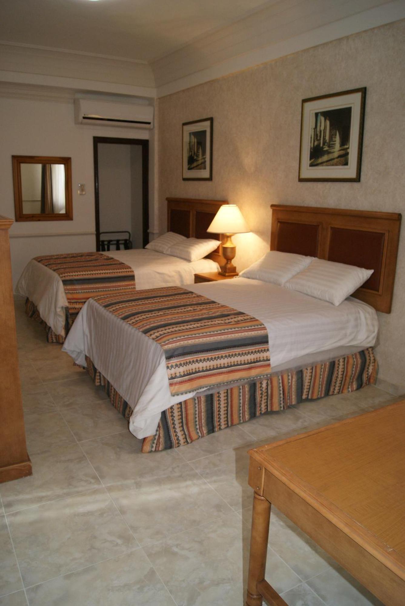 Savoy Express Hotell Torreón Exteriör bild