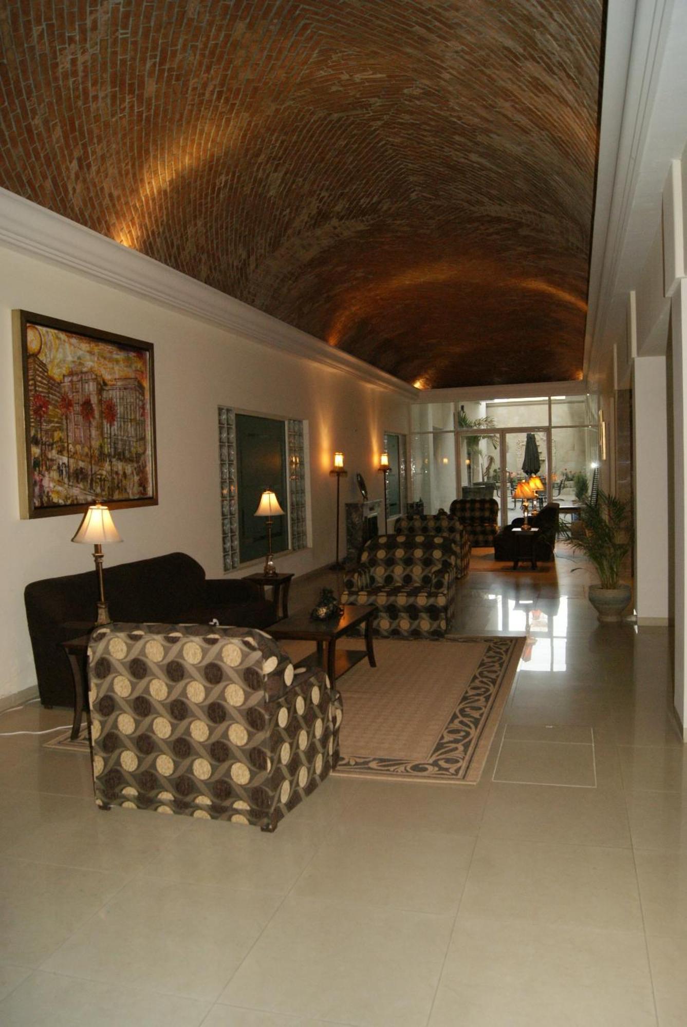 Savoy Express Hotell Torreón Exteriör bild