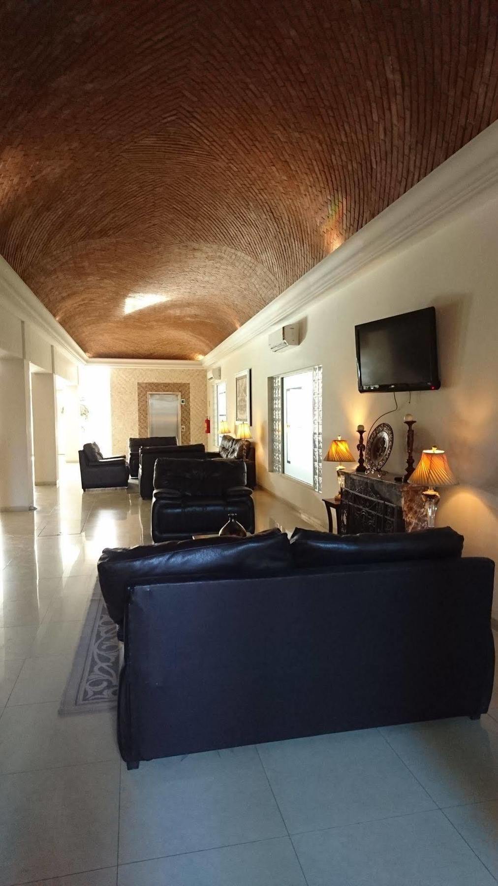 Savoy Express Hotell Torreón Exteriör bild